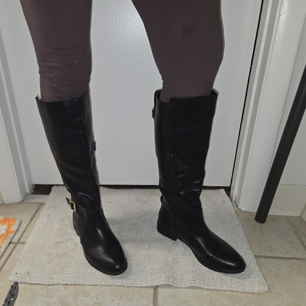 Black boots